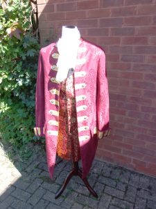 MKTOC Regency outfit