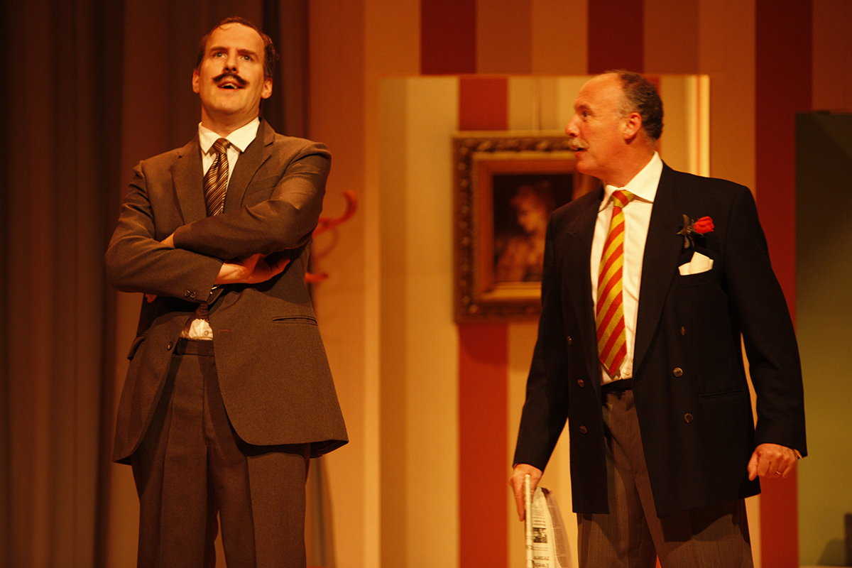 MKTOC - Fawlty Towers: Basil and Major
