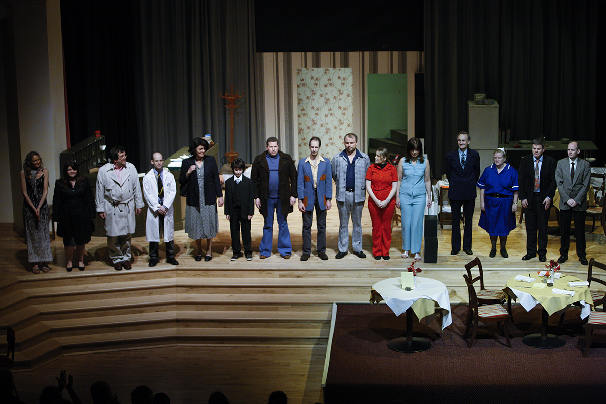 MKTOC - Return To Fawlty Towers - The cast!