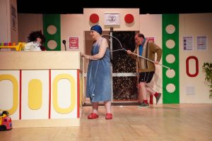 MKTOC Brittas Empire - Code Brown in the pool